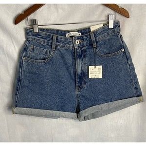 Zara Denim High Rise Mom Jean Shorts Size 40  NWT-flawed